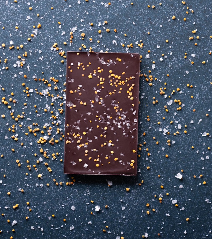 Spinnaker Chocolate – 70% Uganda with Bee Pollen & Salt with salted crunchy textural inclusions