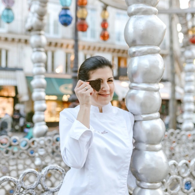 Discovering Chocolate - One Social Enterprise, Many Makers. Kokoa Kamili, Tanzania by Tarts & Truffles - Paris, France