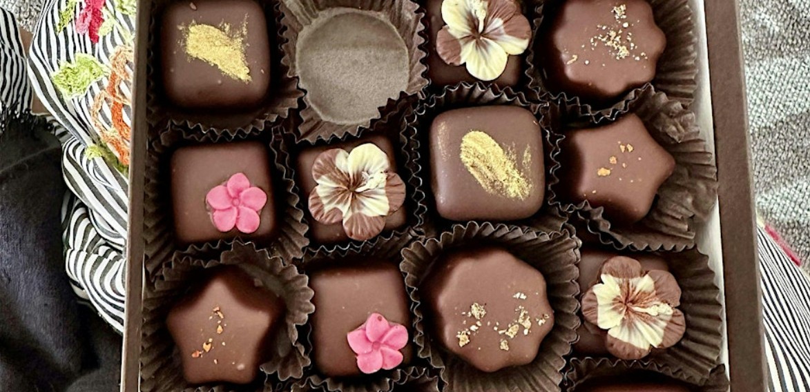 Valentines Chocolate & Tea Pairing Experience by Raven Hanna & One Cacao Tree - Hawaii, United States